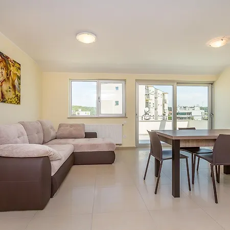 Apartment Sijana *