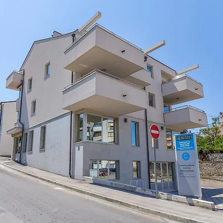 Sijana Pula