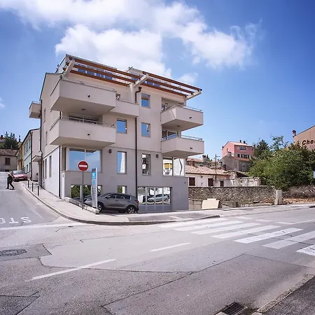 Sijana Apartment *